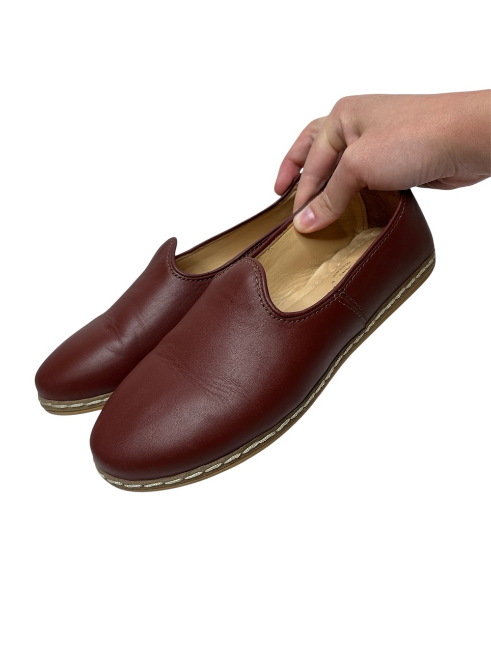 CHARIX Classic Leather Slip-On Shoes in Bordeaux size 8.5 (38.5) - Picture 2 of 13
